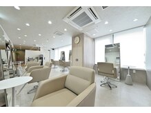 アグ ヘアー ルーモス 聖蹟桜ヶ丘店(Agu hair Lumos)の雰囲気（こだわりが詰まった空間★）