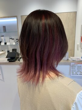 ルルバイアズール 草加店(LULU by azule) インナーカラー,ペールピンク,ウルフカット【草加】