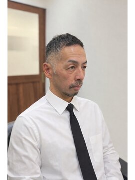 ゴールデンエイジ(Golden Age) 白髪×フェード