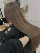 ウル 岡山駅店(ULu.)&nbsp;ハイトーンミルクティーグレージュブリーチケアブリーチ岡山駅