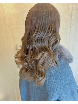 ロッカヘアエジェ(ROCCA hair eje.) 大人ガーリー透明感ベージュブラウンウェーブ