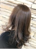大人女子を演出、上品ロングレイヤー