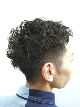 ティンク 横浜(Tink) ツーブロック風パプアスタイル♪