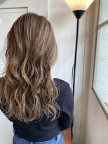 ヘアーエポック(hair epoque) ハイライトバレイヤージュアッシュベージュコンマヘアミディ