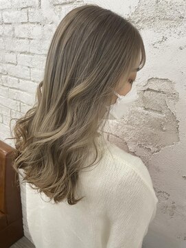 プライズ アイリス 池袋東口店(prize Iris) ミルクティーベージュ/20代30代/￥9900