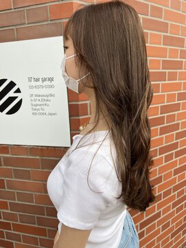 イイナヘアガレージ(117) 【117hairgarage】大人かわいい_美髪スモーキーベージュ