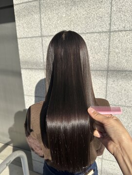 カミビト マヴィー(kamibito mavie) 20代30代40代髪質改善カラーアッシュベージュ艶感ストレート