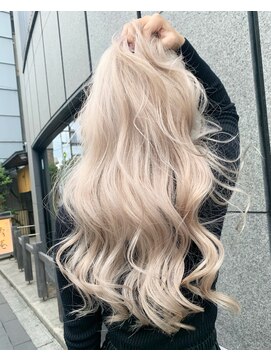 エススウィート 京都駅店(S.SWEET) 外国人風ホワイトブロンド