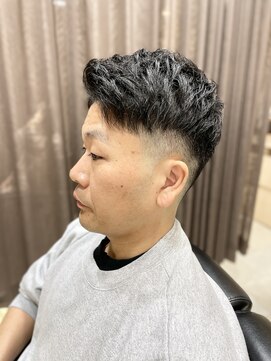 ヨシザワインク プレミアム 築地店(YOSHIZAWA Inc. PREMIUM) 築地ベリーショートツーブロ刈り上げビジネススタイル