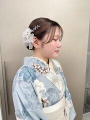 ヘアセットヘアアレンジシニヨン二次会パーティー大人美人