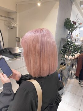 ネオリーブカフ 鶴ヶ峰店(Neolive caff) ハイトーン　ブリーチ　ホワイトピンク