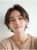 清潔感とこなれ感を両立！センターパートショート