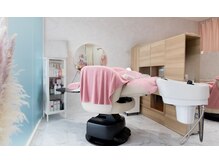 メグミ(MEGUMI)の雰囲気（面倒な移動無し！フルフラットシャンプー台☆個室型マンツーマン）