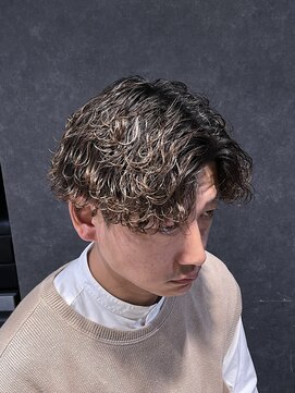 ライズ 新小岩店(RISE) 刈り上げ波巻きパーマ