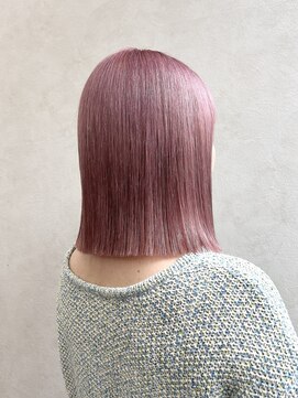 クム 横浜(qumu) 【qumu MARIKO】アッシュピンク×切りっぱなしボブ