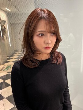 ラパンセ ブルー(LA PENSEE BLEU) 大人柔らかベージュ 艶髪 レイヤーカット