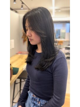 セイル(Sail) くびれヘアアプリコットオレンジ透明感レイヤーカット8.5