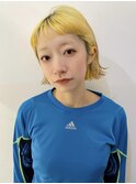 切りっぱなしボブイエローカラーブリーチハイトーンN