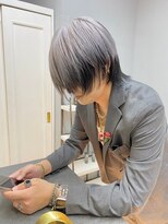 オゼル(OZEL) 骨格補正も叶う、シンプルだけど差が出るスタイル。