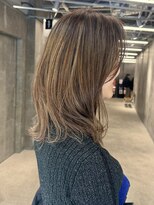 ピークアブー 原宿ハラカド(PEEK-A-BOO)&nbsp;ミディアムレイヤー/レイヤー/くびれ/ワンカール/ウルフイヤー