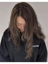 サーク(Sark) シルバー系ハイライト&グレージュ