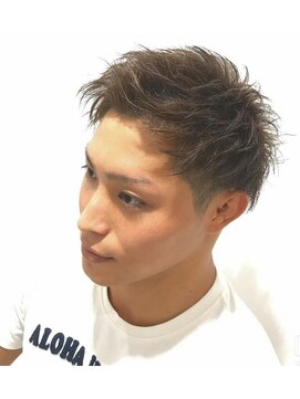 ココバイファニック(Coc. by funic) 艶カラー×さっぱりショート 【関内】