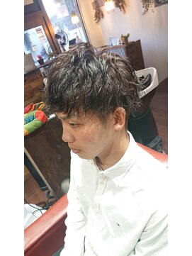 クロスヘアー(KROS HAIR) カラー×ツイスト