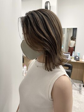 アヴァンス 京橋店(AVANCE) ナチュラル外ハネくびれミディ×バレイヤージュ