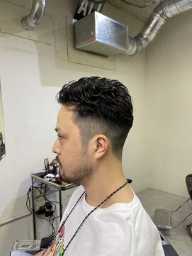 メリケンバーバーショップ フクオカ(MERICAN BARBERSHOP FUK) オトナのナチュラルパーマ