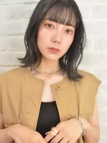 ラルマミット(lalma mit)&nbsp;【ダークカラー】外はねミディアム【グレージュ】