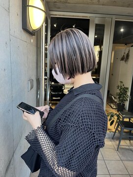 アルカナ 明治神宮前原宿(ARCANA) イヤリングカラー　インナーカラー　ハイライト