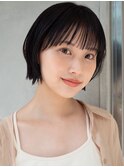 ミニボブ　外ハネボブ　大人ボブ　フル前髪　黒髪ヘア