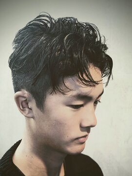 ロッサ(ROSSA) メンズカット/ツーブロック/ダークアッシュ/ベリーショート