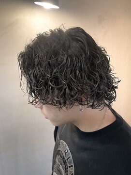 メンズサロン ガウディ 梅田茶屋町店(men's salon Gaudi) ツイストスパイラルパーマ×メンズミディアムヘア×メンズボブ