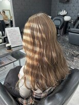 グラムテン 西尾店(gram)&nbsp;ミルクティーベージュ＿韓国＿レイヤーカット＿髪質改善＿123