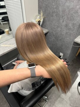 ニューワン バイ ネイバー 立川(Newone by neighbor) レイヤーカットナチュラルハイトーンデザインカラー[立川駅]