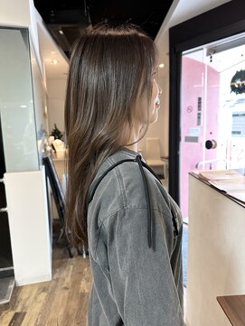 ジールヤマグチ 朝霧駅前店 【グラデーション/ナチュラル/グレージュ/ベージュ】