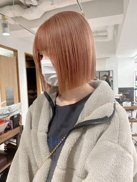 ネオリーブ クーロ(Neolive curro) イメチェン　ミルクティーベージュ×ブリーチありのダブルカラー