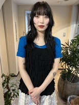 ユヌ(Une)&nbsp;kotaro 顔まわりのレイヤーとブルーブラック