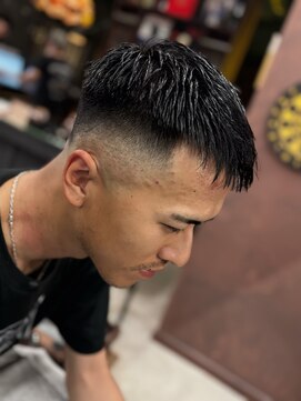 スリーセント 栄(3/cent) クロップスタイル