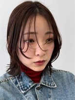切りっぱなしボブ アッシュブラウンモード外ハネボブ