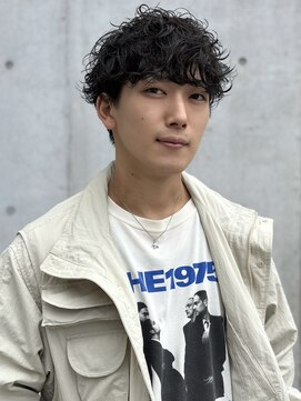 シャドウパーマ