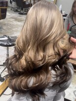 メゾン 心斎橋店(Maison)&nbsp;ホワイトミルクティールーツカラー