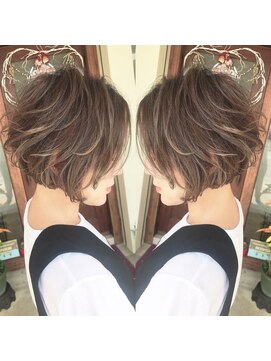 グランジュテ(grandjute) レイヤーカット★ハイライト★白髪ぼかし★髪質改善★カット