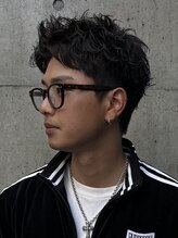 極上の“メンズヘア”を提供します。京都随一の【色気、清潔感、男らしさ】を追求するメンズ専門サロン