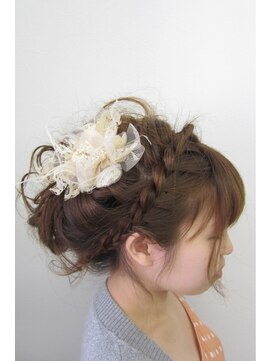 美容室イーナ(e na) ルーズアップ