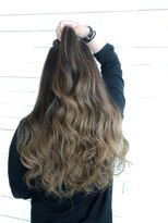 ラック 辻堂(LUCK) ペールグレイグラ