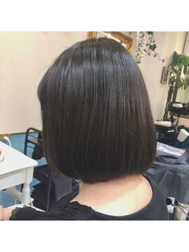 ロンドアベニール 北千住(Lond avenir) namie バッサリカット×大人ボブ