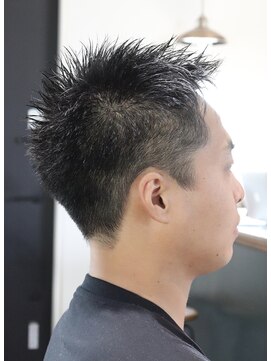 ウィスカーヘアー(whisker hair) ソフトモヒカン