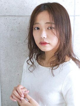 ラティ(Ratie) "Ratie"ゆるふわロング【久屋大通/栄】